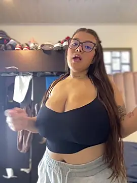 Michellesexxy online show from October 1, 9:21 pm