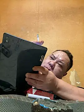 punk0805 online show from October 20, 11:54 am