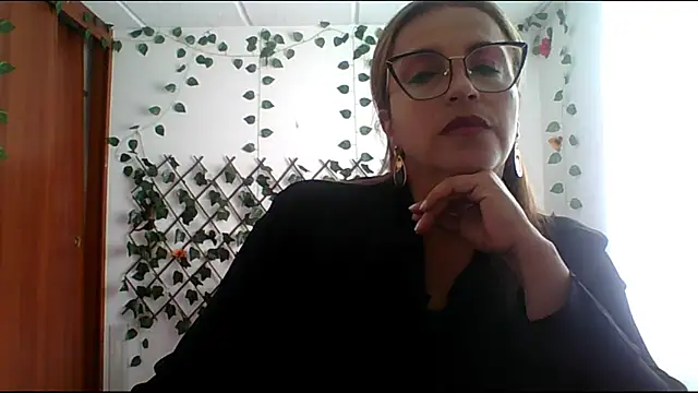 RossanaLionheart online show from November 10, 8:52 pm