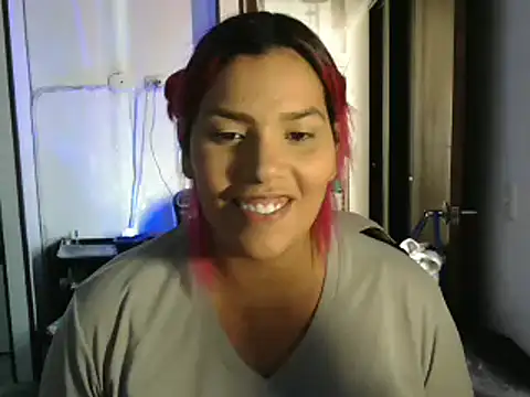 Snapshot of CarolinaRincon chatting on March 1, 7:15 pm CarolinaRincon online show from March 1, 7:15 pm