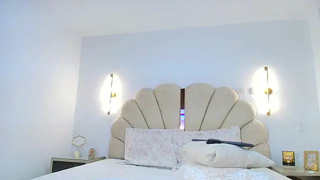 Meghanparker1 online show from November 4, 10:31 pm