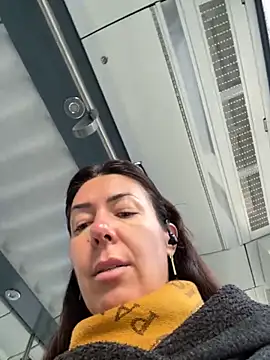 eveangelll online show from October 19, 6:47 am