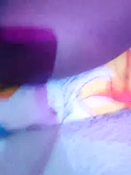 pearl7979 online show from March 5, 10:10 pm