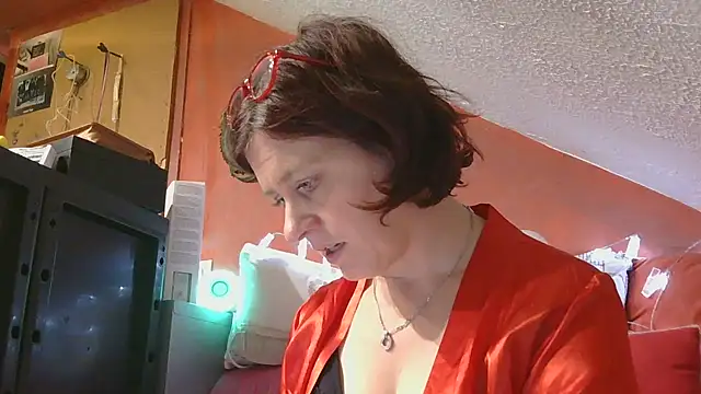 Snapshot of lanax chatting on November 4, 1:21 pm lanax online show from November 4, 1:21 pm