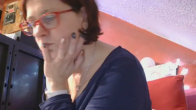 Snapshot of lanax chatting on November 6, 1:23 pm lanax online show from November 6, 1:23 pm