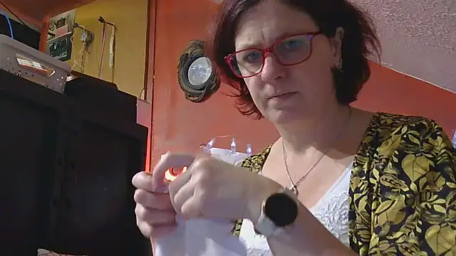 Snapshot of lanax chatting on November 24, 1:44 pm lanax online show from November 24, 1:44 pm