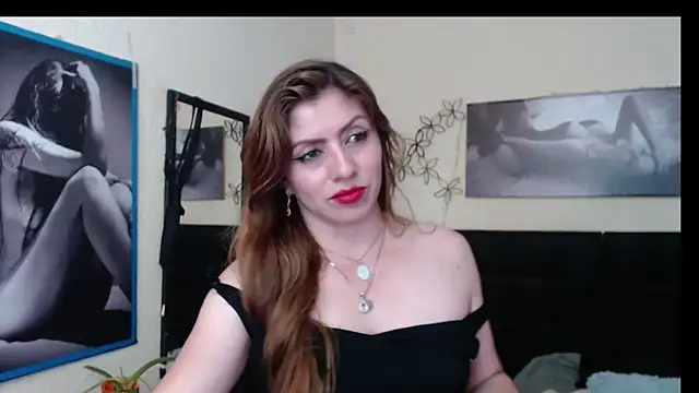 Snapshot of AnthonelaBella chatting on February 27, 2:06 pm AnthonelaBella online show from February 27, 2:06 pm