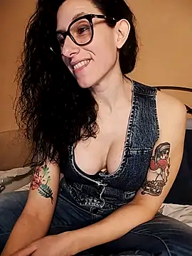 Snapshot of SofiaMori chatting on February 2, 12:59 pm SofiaMori online show from February 2, 12:59 pm