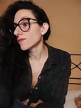 Snapshot of SofiaMori chatting on March 4, 1:28 pm SofiaMori online show from March 4, 1:28 pm