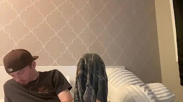 younghungginger online show from April 20, 1:52 am