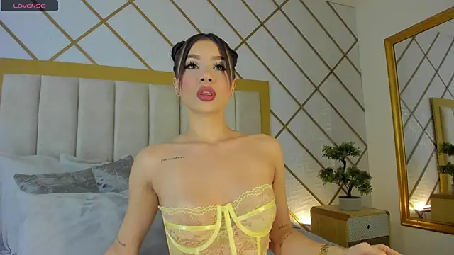 SamanthaClay online show from February 6, 8:34 pm