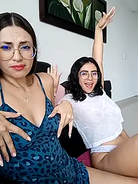 GiiirlPower online show from March 5, 2:34 pm