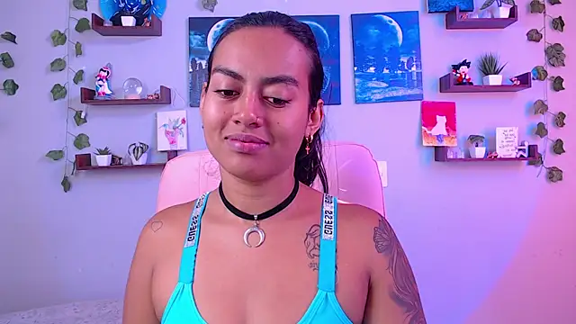 Snapshot of macey_elliot_ chatting on January 31, 1:56 pm macey elliot online show from January 31, 1:56 pm
