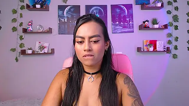 Snapshot of macey_elliot_ chatting on February 1, 11:58 pm macey elliot online show from February 1, 11:58 pm
