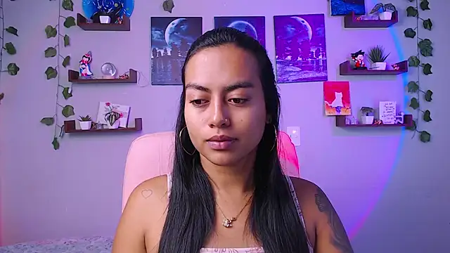 Snapshot of macey_elliot_ chatting on February 5, 2:05 pm macey elliot online show from February 5, 2:05 pm