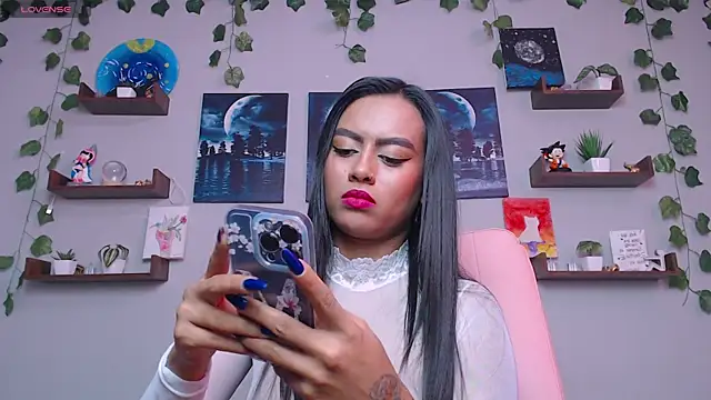 Snapshot of macey_elliot_ chatting on February 12, 3:05 pm macey elliot online show from February 12, 3:05 pm