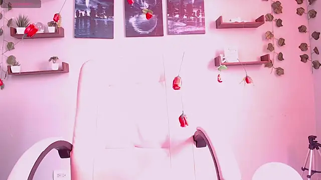 Snapshot of macey_elliot_ chatting on March 5, 2:01 pm macey elliot online show from March 5, 2:01 pm