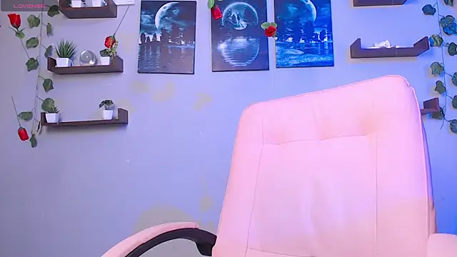 Snapshot of macey_elliot_ chatting on March 6, 6:05 pm macey elliot online show from March 6, 6:05 pm