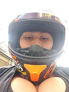 Celeem  online show from October 19, 9:15 pm