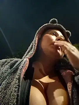 Celeem  online show from February 12, 5:24 am