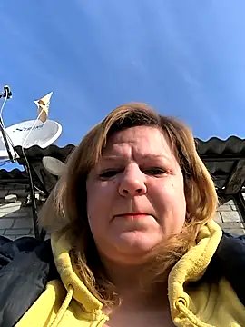 jusichka online show from February 13, 8:06 am