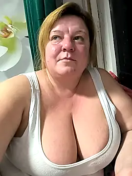 Snapshot of jusichka chatting on October 27, 7:40 pm jusichka online show from October 27, 7:40 pm