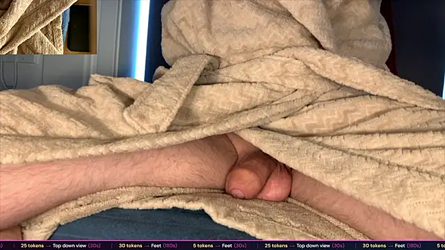 Snapshot of brsrkr chatting on March 14, 8:09 am brsrkr online show from March 14, 8:09 am