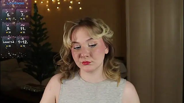 sensual girrrl online show from December 1, 7:14 pm