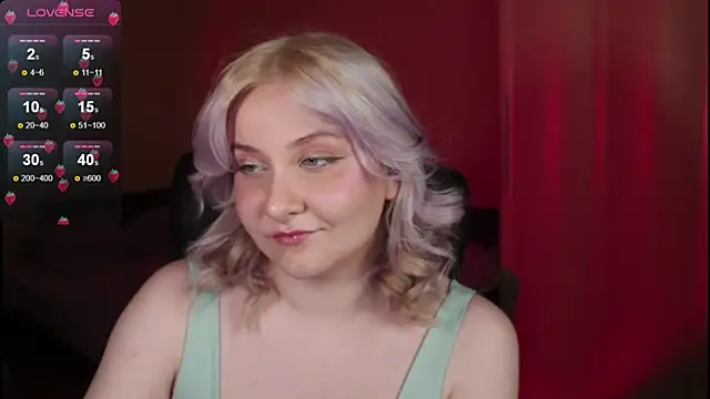 sensual girrrl online show from October 9, 7:23 pm