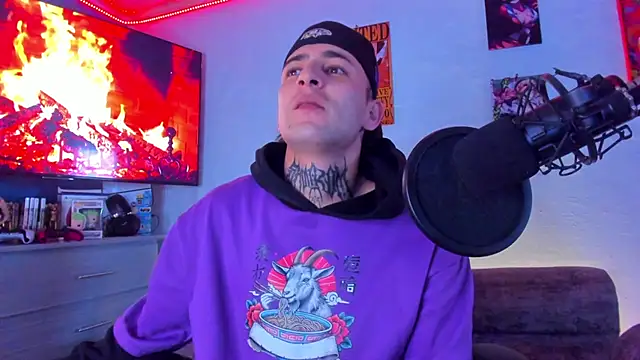 Snapshot of Drako_Lamar chatting on January 19, 12:53 pm Drako Lamar online show from January 19, 12:53 pm