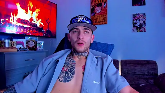 Snapshot of Drako_Lamar chatting on February 11, 5:07 pm Drako Lamar online show from February 11, 5:07 pm