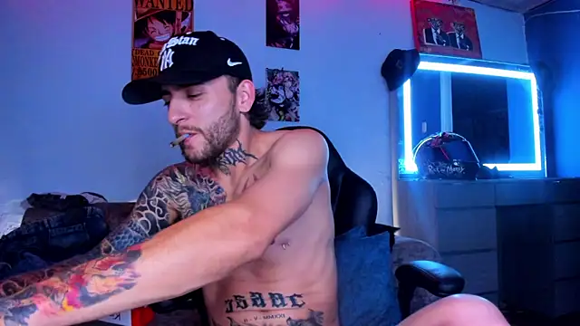 Snapshot of Drako_Lamar chatting on March 6, 5:26 am Drako Lamar online show from March 6, 5:26 am