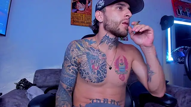 Snapshot of Drako_Lamar chatting on March 13, 3:46 am Drako Lamar online show from March 13, 3:46 am