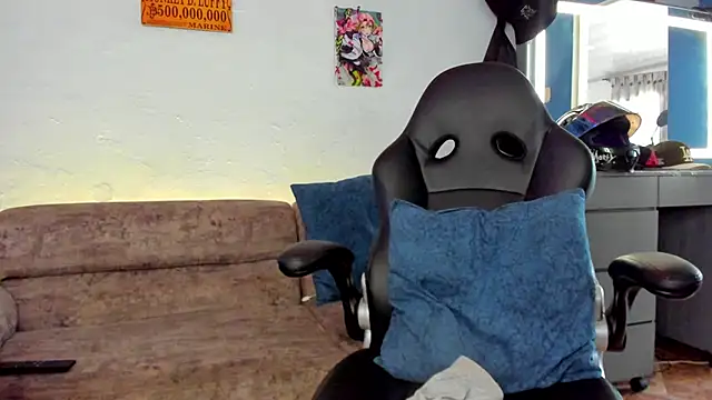 Snapshot of Drako_Lamar chatting on March 20, 4:23 pm Drako Lamar online show from March 20, 4:23 pm