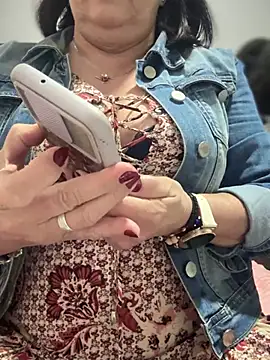 Snapshot of PaulinaSanders_X chatting on January 13, 8:26 pm PaulinaSanders X online show from January 13, 8:26 pm