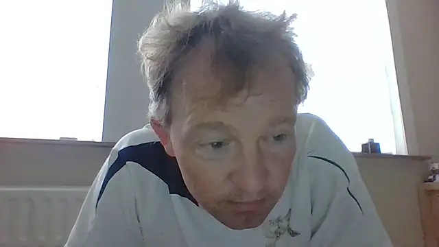 Snapshot of bertolini chatting on May 3, 6:30 am bertolini online show from May 3, 6:30 am