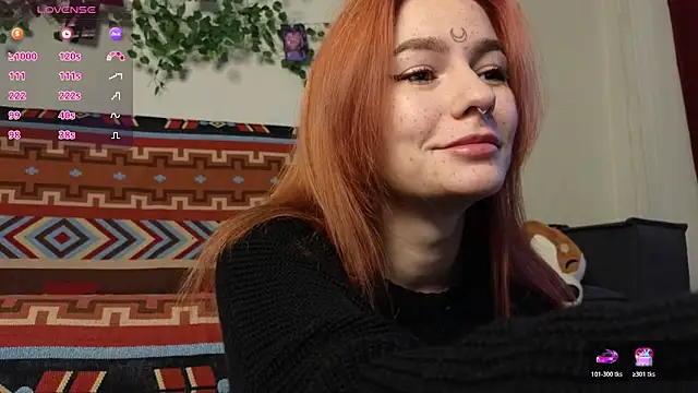 girl with snaketatto0 online show from November 27, 4:03 am