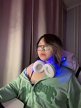 maydaykimmy online show from December 4, 3:27 am