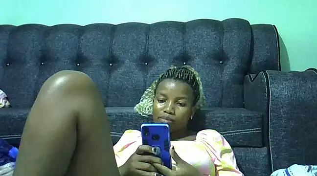 prettychoco1 online show from January 20, 11:21 pm