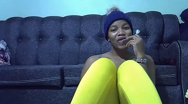 prettychoco1 online show from February 6, 2:00 am