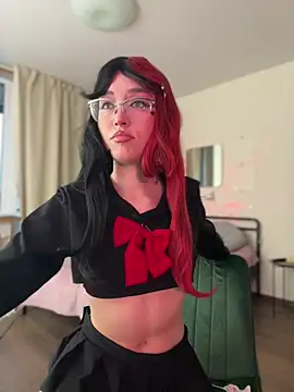 Evangeline Lawrence  online show from December 13, 12:50 pm