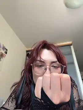 Evangeline Lawrence  online show from April 19, 10:14 am