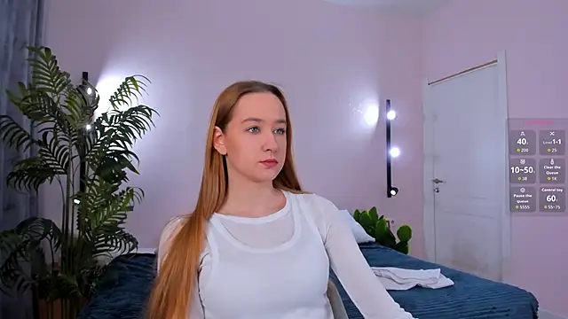 Snapshot of Sweett_Monica chatting on May 19, 1:00 am Sweett Monica online show from May 19, 1:00 am
