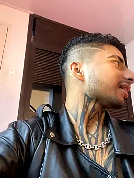 JuanCamiilo 66 online show from December 14, 3:34 am