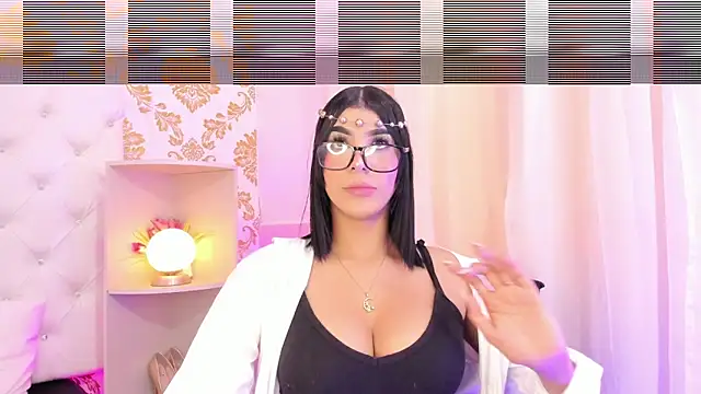 caressonnous online show from November 13, 7:46 pm