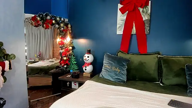 Melody bonnie online show from December 10, 10:49 am