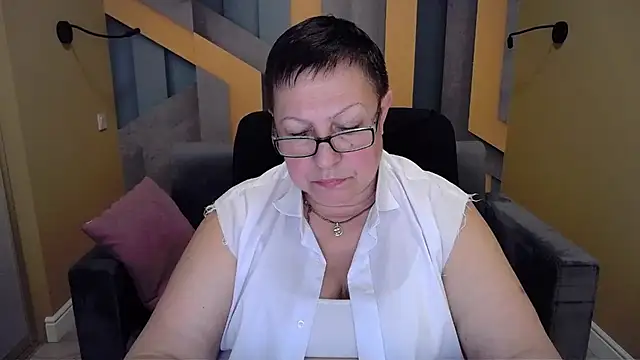 BarbaraTurners online show from December 13, 10:13 pm