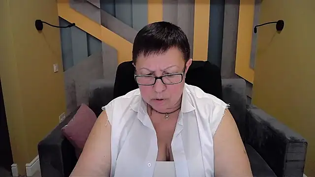 BarbaraTurners online show from December 16, 12:59 am