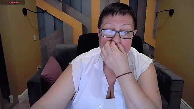 BarbaraTurners online show from December 21, 12:53 am