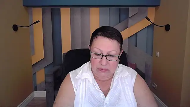 Snapshot of BarbaraTurners chatting on November 21, 7:34 pm BarbaraTurners online show from November 21, 7:34 pm